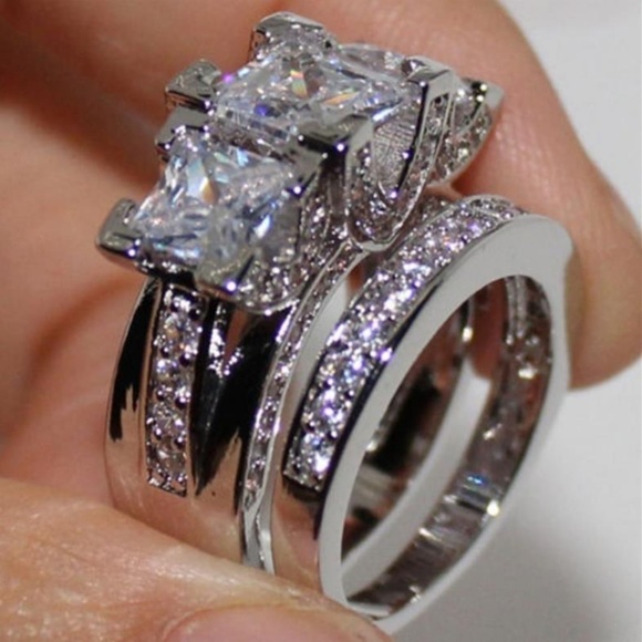 Jewelry - NEW 2PC Princess Cut Diamond Wedding Ring Set